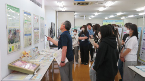 団体来館の様子